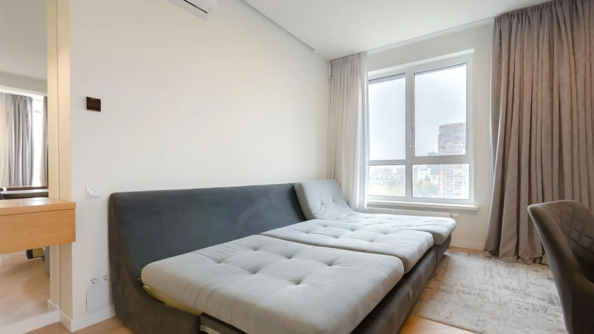 Petrovdom Apartment 16-141 In Rc Jack House, Lesi Ukrainky 7B Kyiv