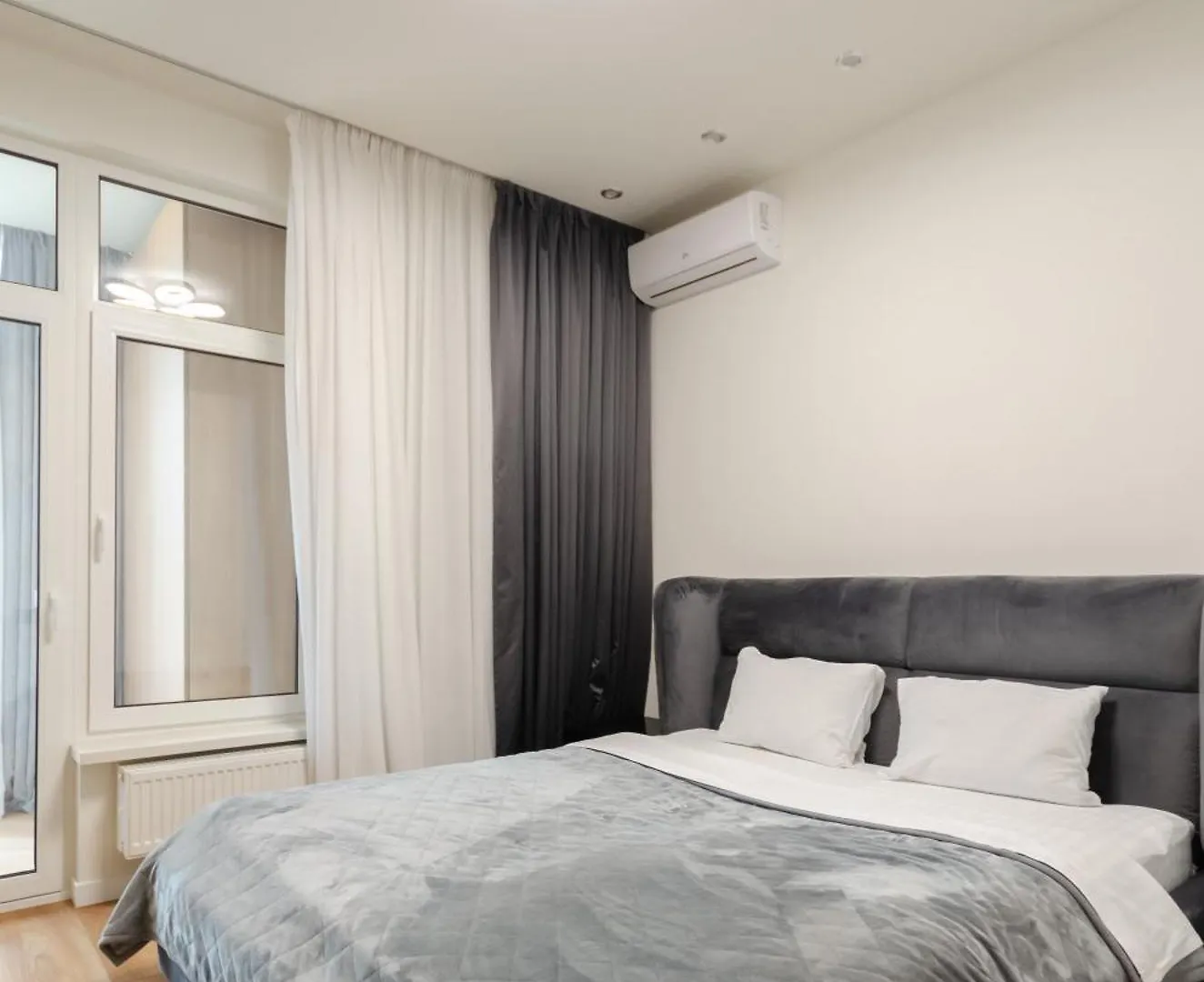 Petrovdom Apartment 16-141 In Rc Jack House, Lesi Ukrainky 7B Kyiv 0*,  Ukraine