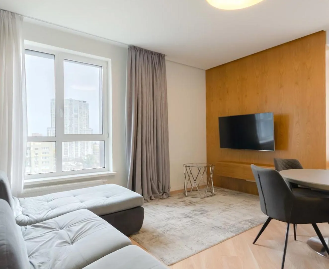 Petrovdom Apartment 16-141 In Rc Jack House, Lesi Ukrainky 7B 基輔