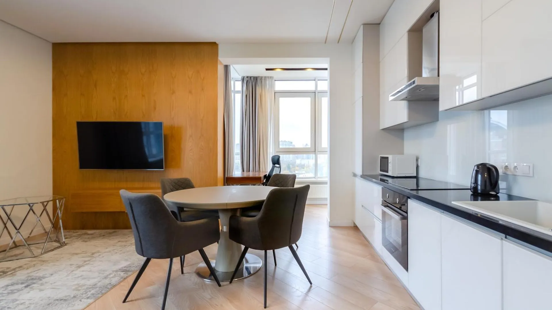 Petrovdom Apartment 16-141 In Rc Jack House, Lesi Ukrainky 7B 基輔 0*,
